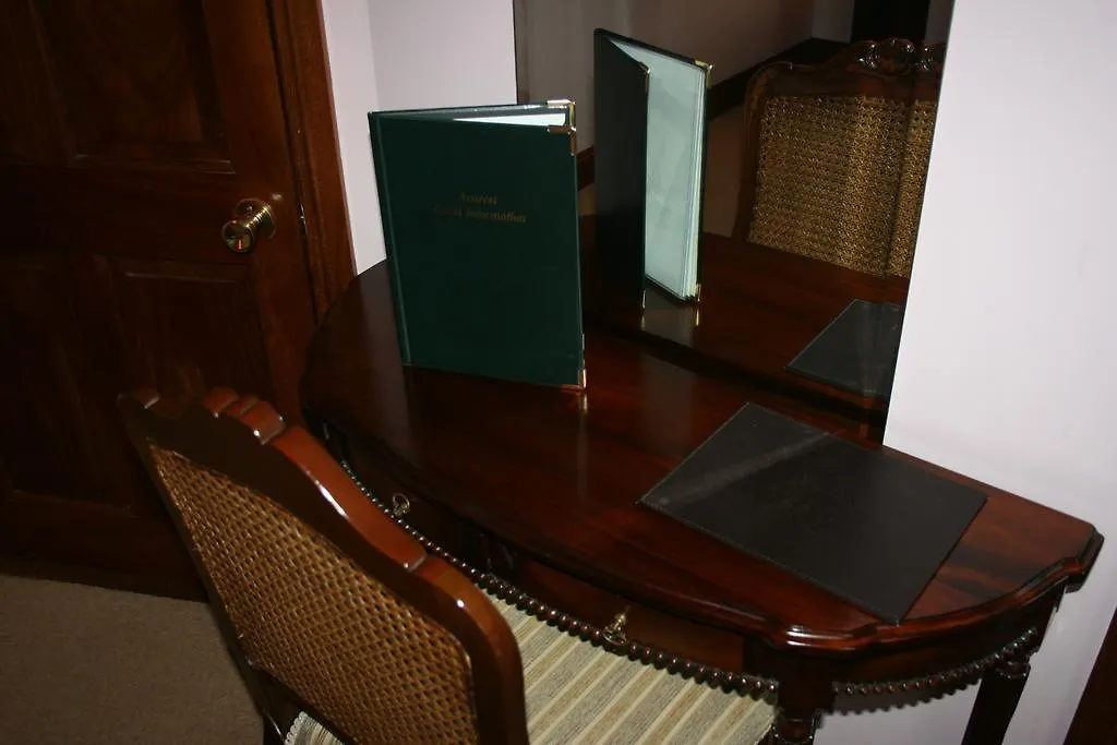 Avarest Bunratty B&B Shannon Couette-café
